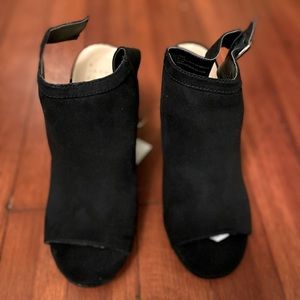 A new day black open toed heels